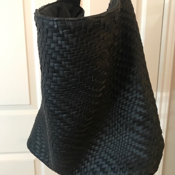 Deux Lux woven shoulder bag from Anthropologie - Picture 3 of 4